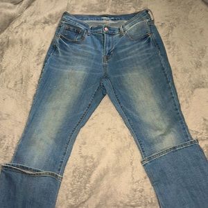 OLD NAVY boot cut size 4 SHORT ! no stains, tears or rubbing! worn TWICE!